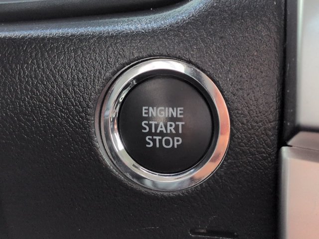 Used 2022 Toyota 4Runner SR5 Premium w/ Moonroof Package AWD/4WD image 28