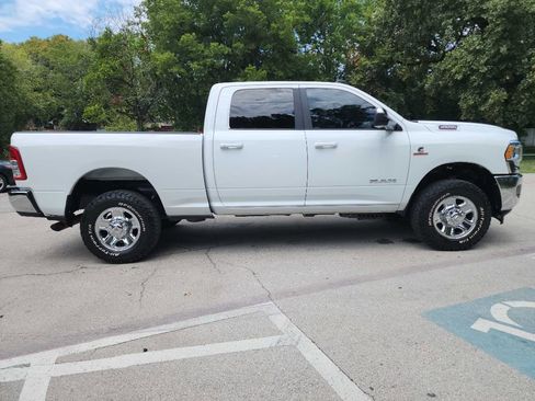 Used 2022 RAM 2500 Big Horn image 14