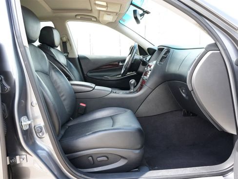 Used 2016 INFINITI QX50 Journey w/ Premium Package image 22