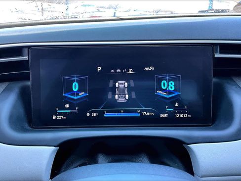 Used 2023 Hyundai Tucson Limited image 26