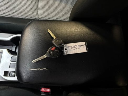 Used 2016 Toyota 4Runner SR5 image 20