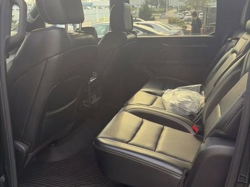 Used 2022 RAM 1500 Laramie AWD/4WD image 24