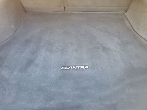 Used 2013 Hyundai Elantra GLS w/ Preferred Pkg image 8