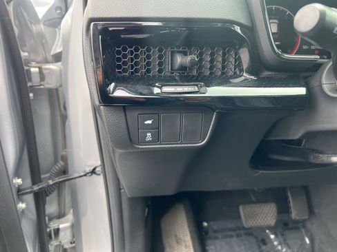 Used 2023 Honda CR-V EX-L image 30