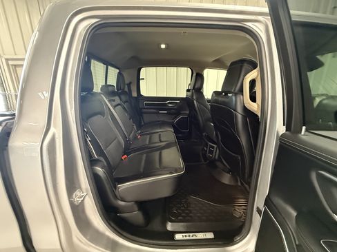 Used 2021 RAM 1500 Laramie AWD/4WD image 5