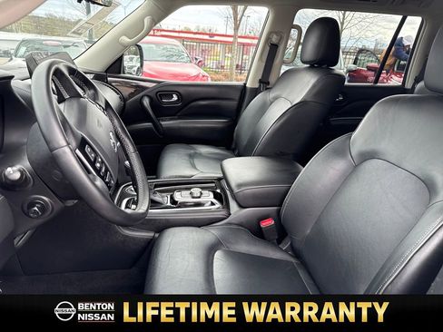 Used 2024 INFINITI QX80 Luxe image 10