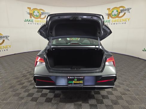 Used 2024 Hyundai Elantra SEL w/ Convenience Package FWD image 34