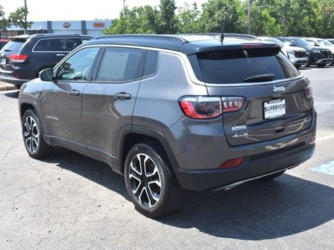 Used 2023 Jeep Compass Limited AWD/4WD image 9