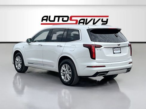 Used 2025 Cadillac XT6 Luxury FWD image 5