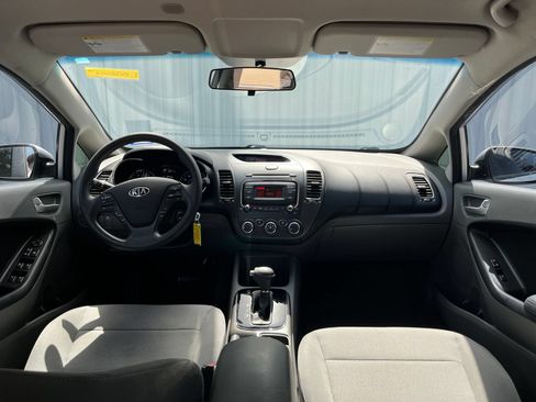 Used 2018 Kia Forte LX FWD image 18