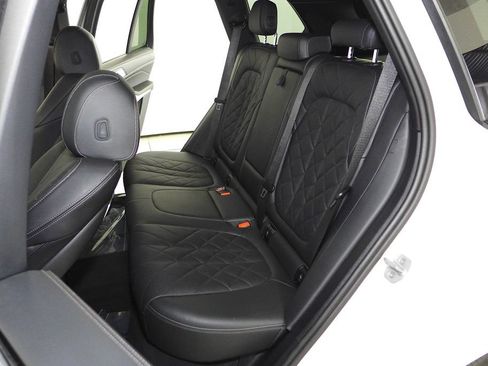 Used 2024 BMW X5 xDrive50e w/ M Sport Package AWD/4WD image 21