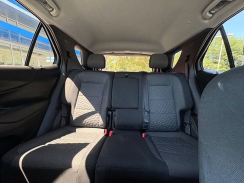 Used 2018 Chevrolet Equinox LT FWD image 13