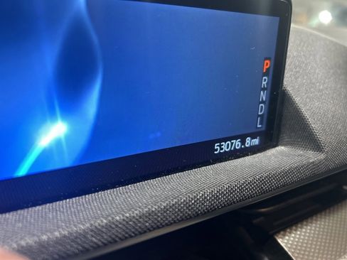 Used 2022 Ford Mustang Mach-E Select image 2