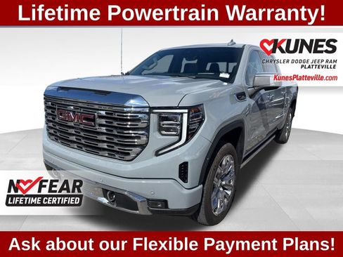 Used 2025 GMC Sierra 1500 Denali w/ Denali Reserve Package AWD/4WD image 9
