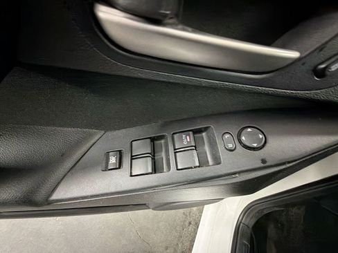 Used 2012 MAZDA MAZDA3 i Touring image 19