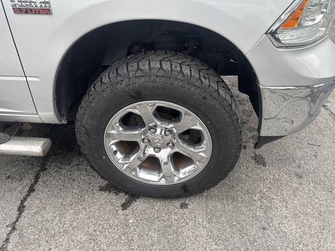 Used 2017 RAM 1500 Laramie AWD/4WD image 28