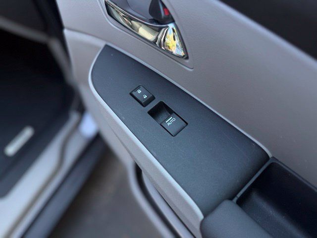 Used 2016 Honda Odyssey EX-L image 12