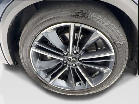 Used 2025 INFINITI QX50 Sport AWD/4WD image 13