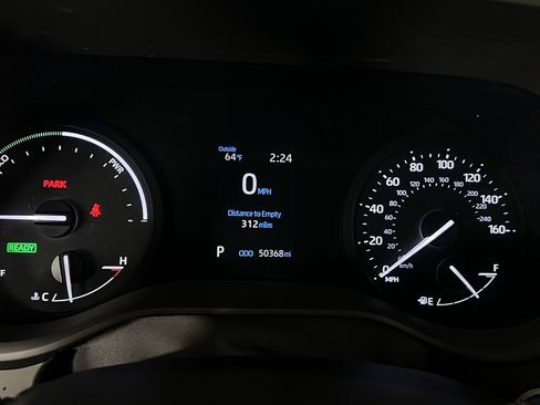 Used 2024 Toyota Sienna XLE image 18