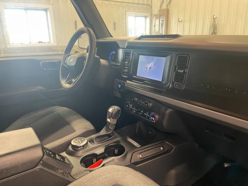 Used 2023 Ford Bronco 4-Door w/ Sasquatch Package AWD/4WD image 34