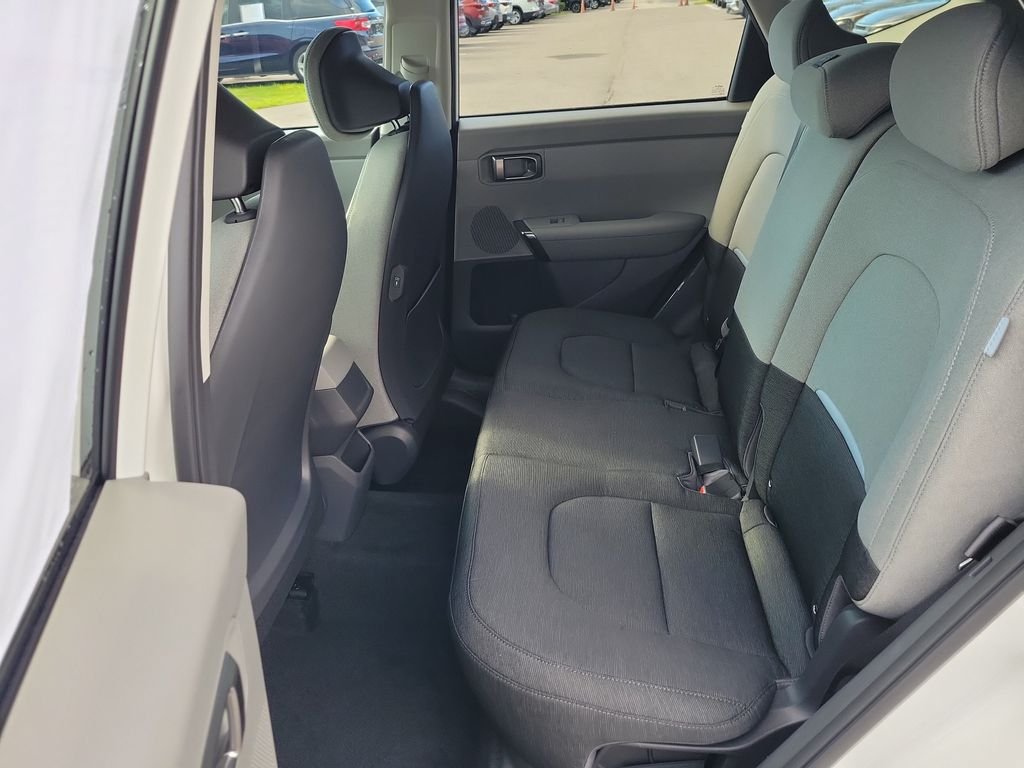 New 2027 Kia Seltos S FWD image 15