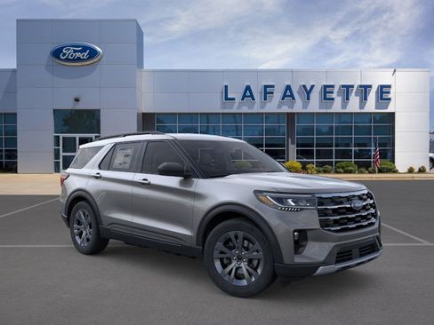 New 2026 Ford Explorer Active w/ Active Comfort Package image 7