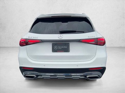 Certified 2026 Mercedes-Benz GLC 300 4MATIC image 8