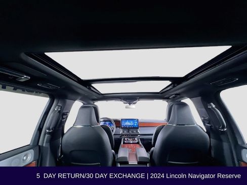 Used 2024 Lincoln Navigator Reserve AWD/4WD image 41