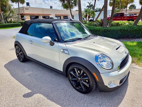 Used 2013 MINI Cooper S FWD image 5