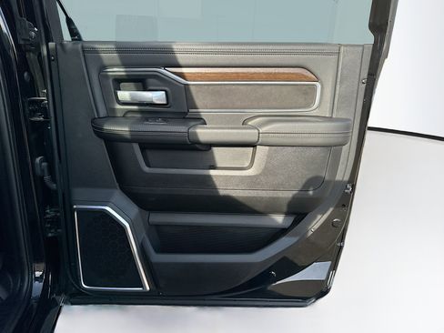 Used 2024 RAM 2500 Laramie w/ Safety Group image 31