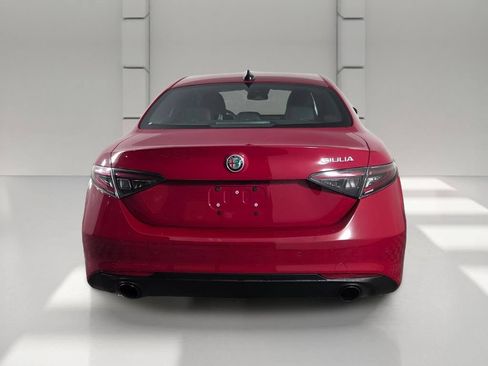 Used 2024 Alfa Romeo Giulia Sprint RWD image 5