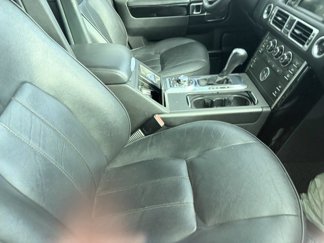 Used 2011 Land Rover Range Rover HSE AWD/4WD image 5