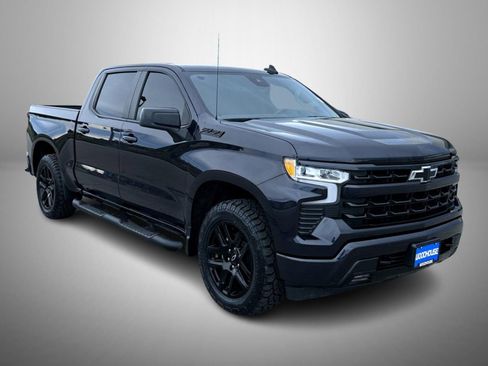 Certified 2023 Chevrolet Silverado 1500 RST w/ Z71 Off-Road Package AWD/4WD image 3