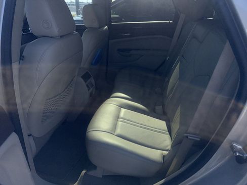 Used 2015 Cadillac SRX Luxury w/ Driver Awareness Package image 9