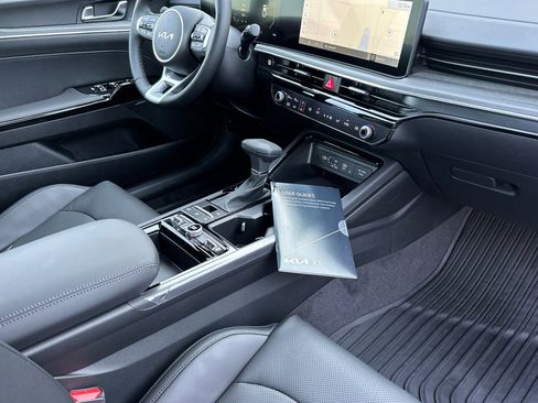 New 2025 Kia K5 EX image 11