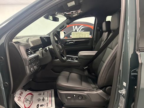 New 2026 Chevrolet Tahoe RST w/ Comfort Package AWD/4WD image 9