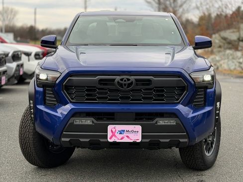 New 2025 Toyota Tacoma TRD Off-Road image 2