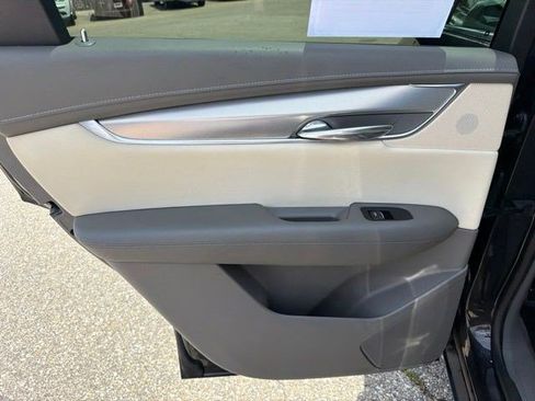 Used 2017 Cadillac XT5 Premium Luxury AWD/4WD image 14