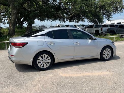 Used 2020 Nissan Sentra S FWD image 5