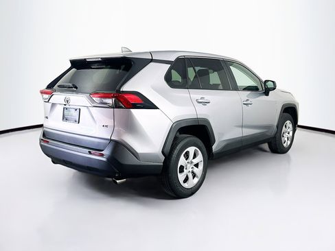 Used 2025 Toyota RAV4 LE image 9