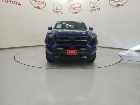 Certified 2024 Toyota Tacoma SR5 image 4