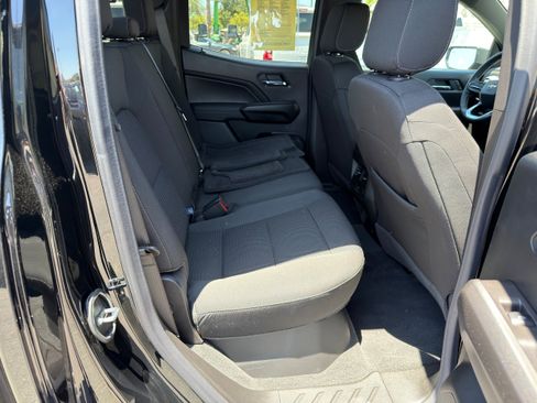 Used 2026 Chevrolet Colorado LT RWD image 13