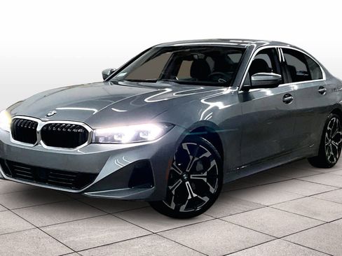 Used 2025 BMW 330i Sedan w/ Convenience Package image 1