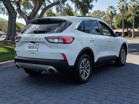 Used 2022 Ford Escape SEL image 5