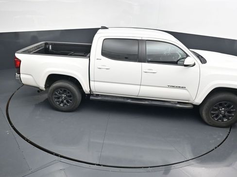 Used 2023 Toyota Tacoma SR5 AWD/4WD image 17