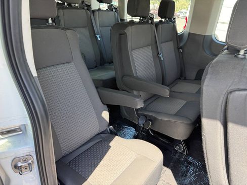 Used 2024 Ford Transit 350 XLT RWD image 21