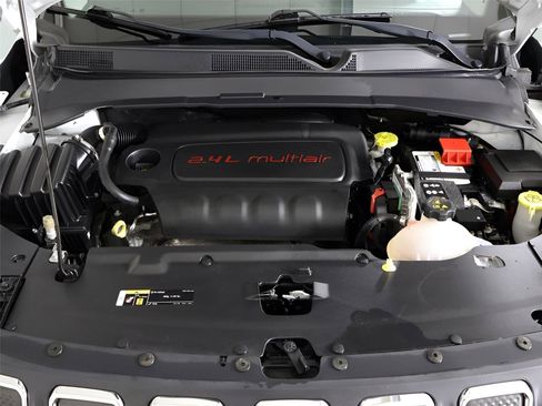 Used 2022 Jeep Compass Latitude w/ Convenience Group image 18