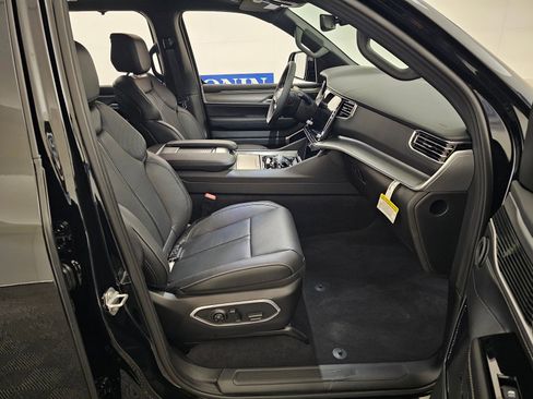 New 2026 Jeep Grand Wagoneer Limited image 35