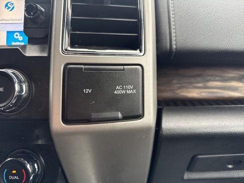 Used 2019 Ford F150 Lariat w/ Trailer Tow Package image 14