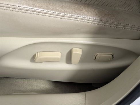 Used 2019 INFINITI Q70 L 3.7 image 12